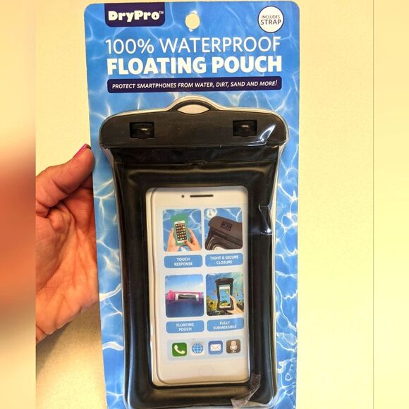 DryPro 100% Waterproof Floating Pouch, Includes Strap, 4" x 6" - Picture 1 of 2